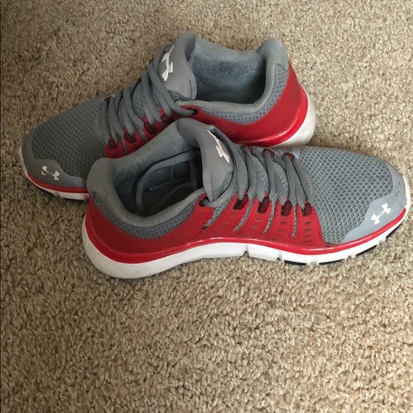 Under armour running shoes - Picture 3 of 4